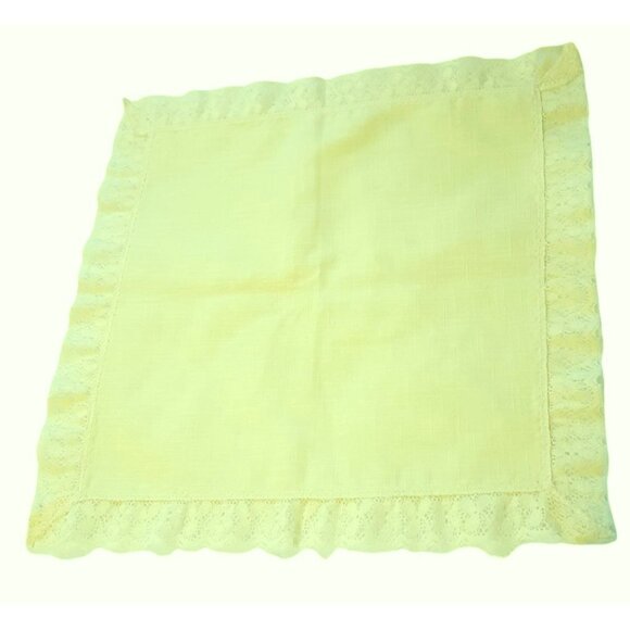 Set of 4 Vintage Lace Trim Linen Cloth Napkins Pale Yellow 16" Square - Picture 5 of 10